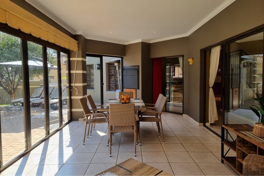 3 Bedroom Property for Sale in WestLake Country Safari Estate North West